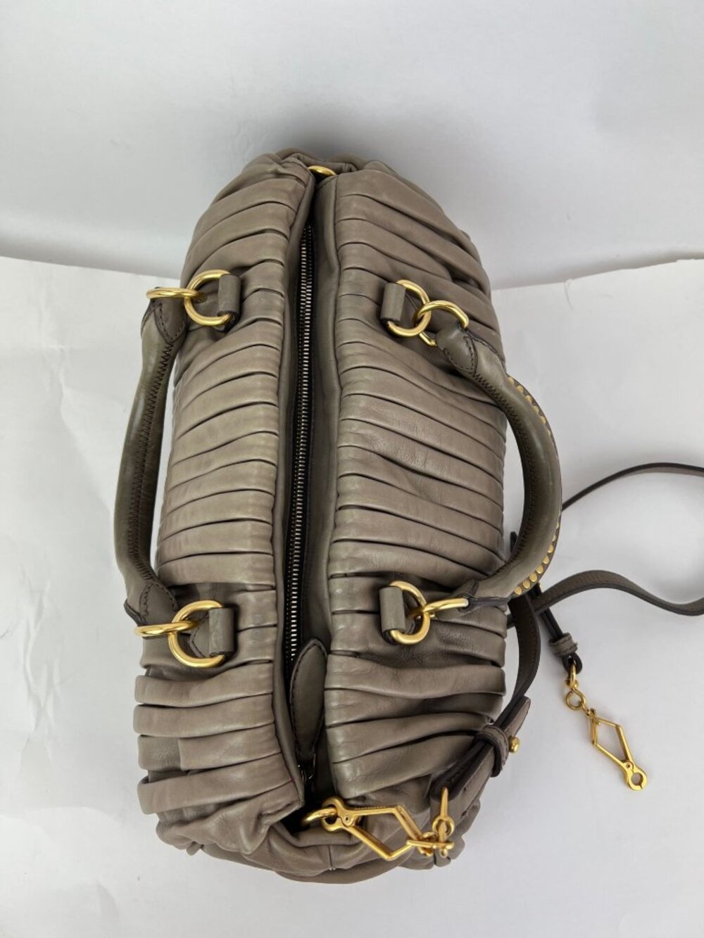 Miu Miu Nappa Plisse Beige Cammeo Bowling Bag Vintage - Picture 16 of 16